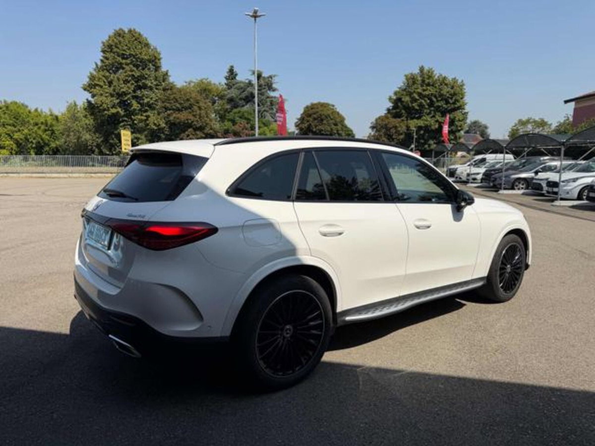 Mercedes-Benz GLC 220 d 4Matic Mild Hybrid AMG Premium Plus (4)