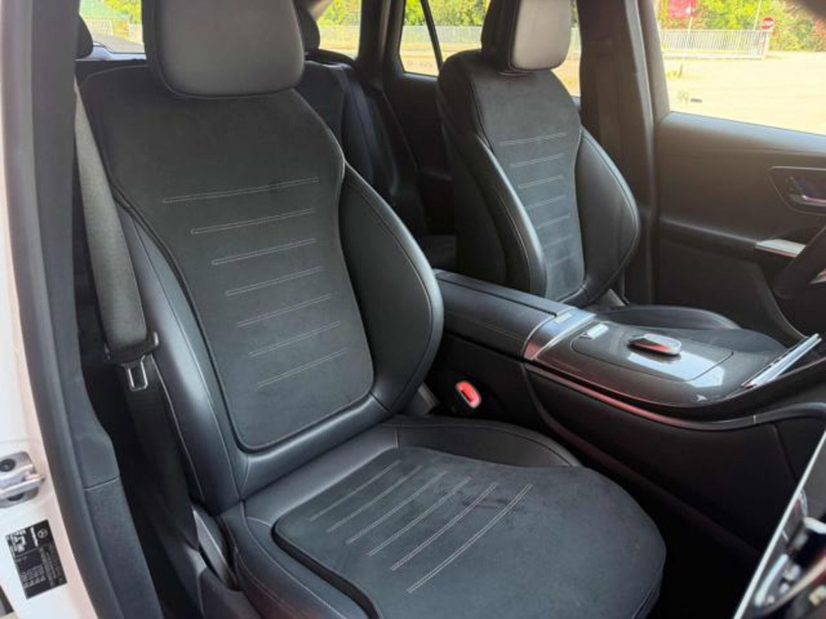 Mercedes-Benz GLC 220 d 4Matic Mild Hybrid AMG Premium Plus (9)