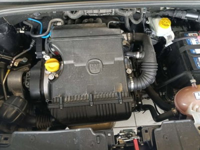 Fiat 500L 1.4 95 CV Lounge (14)