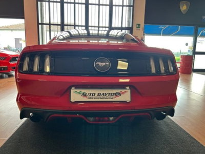 Ford Mustang Coupé Fastback 2.3 EcoBoost (9)