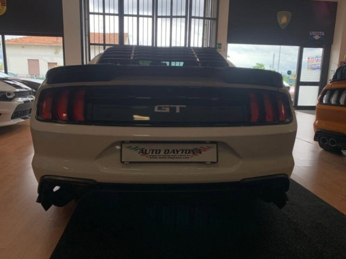 Ford Mustang Coupé Fastback 2.3 EcoBoost (10)