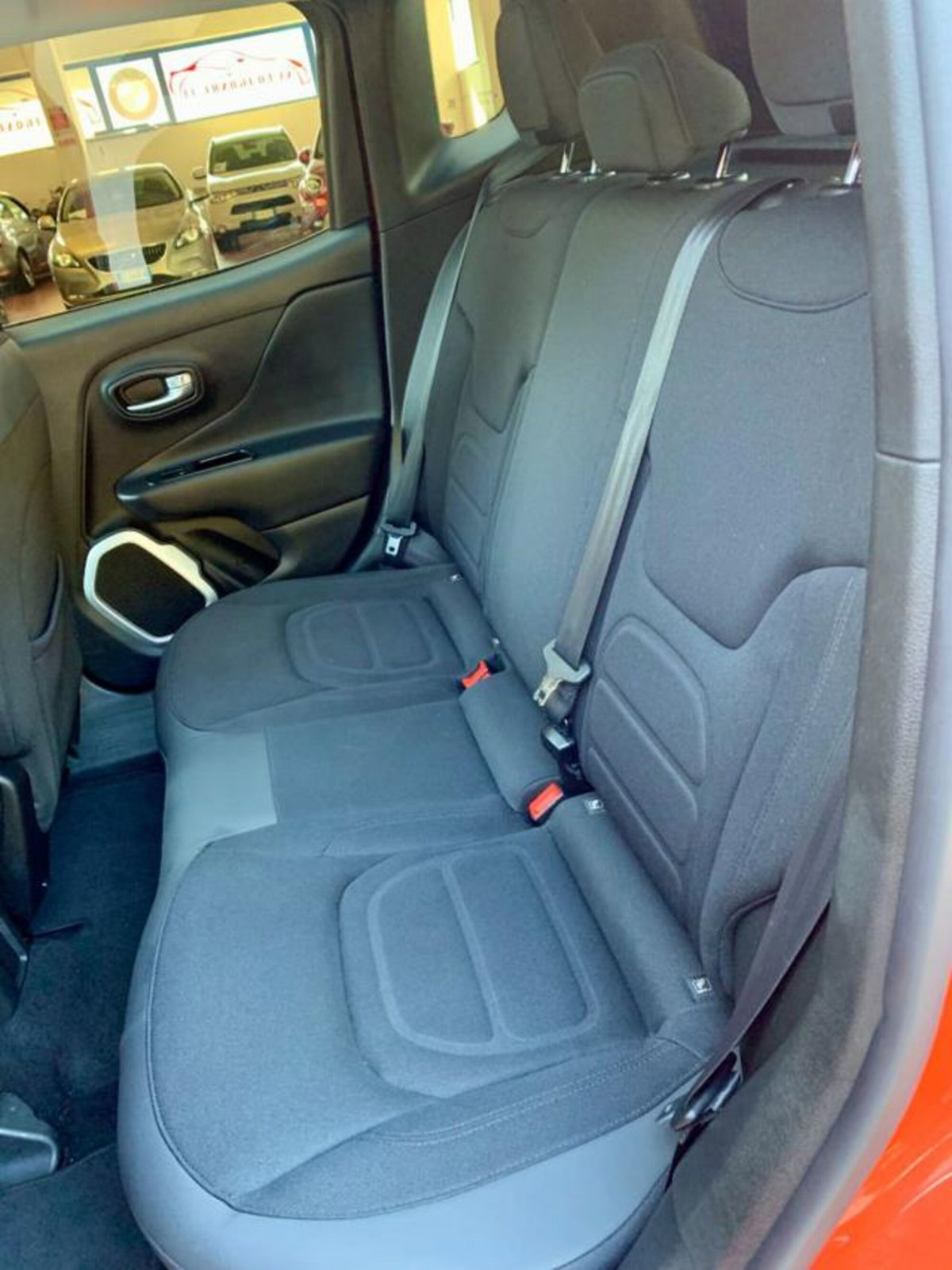Jeep Renegade 2.0 Mjt 140CV 4WD Active Drive Limited (12)