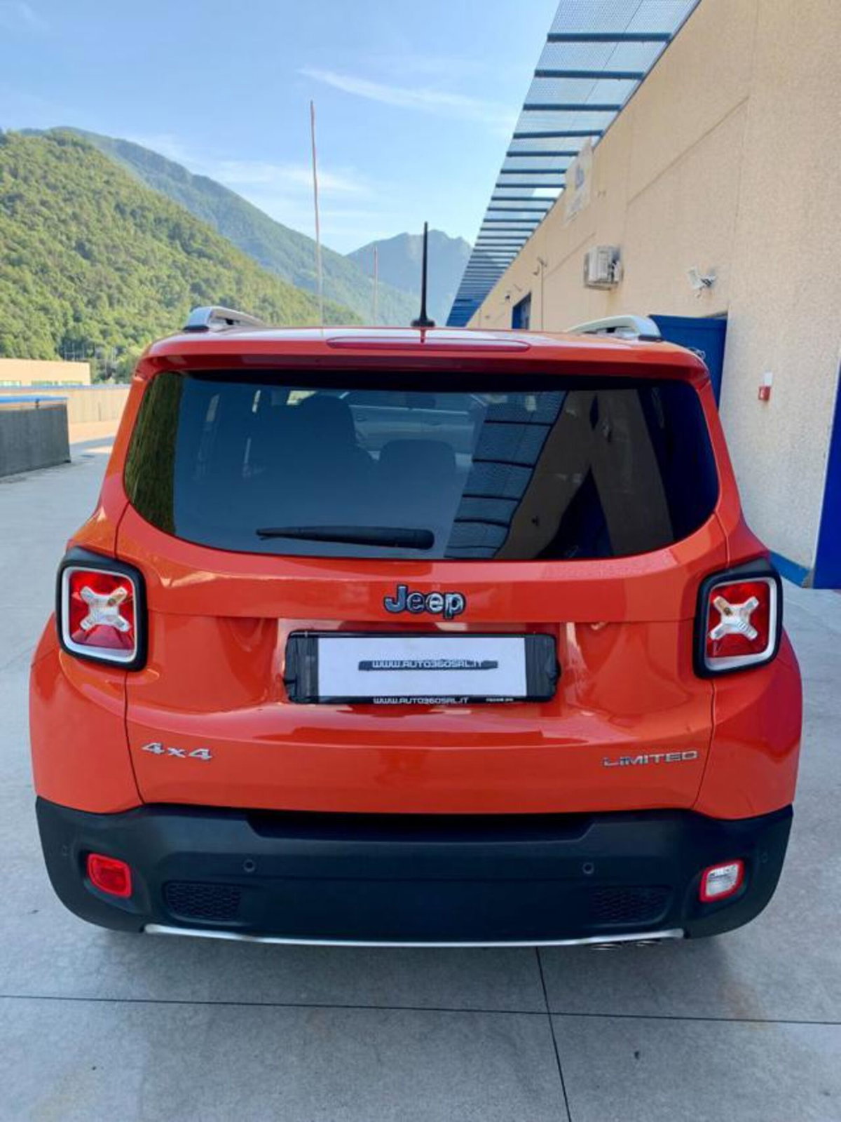 Jeep Renegade 2.0 Mjt 140CV 4WD Active Drive Limited (4)