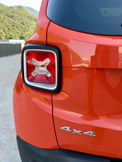 Jeep Renegade 2.0 Mjt 140CV 4WD Active Drive Limited (7)