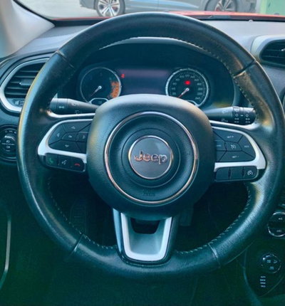 Jeep Renegade 2.0 Mjt 140CV 4WD Active Drive Limited (8)