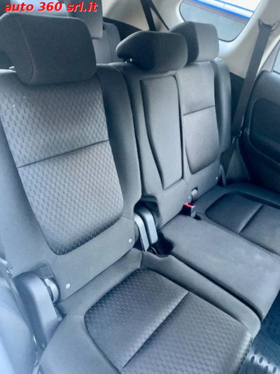 Mitsubishi Outlander 2.2 DI-D 4WD Instyle 7p. (11)