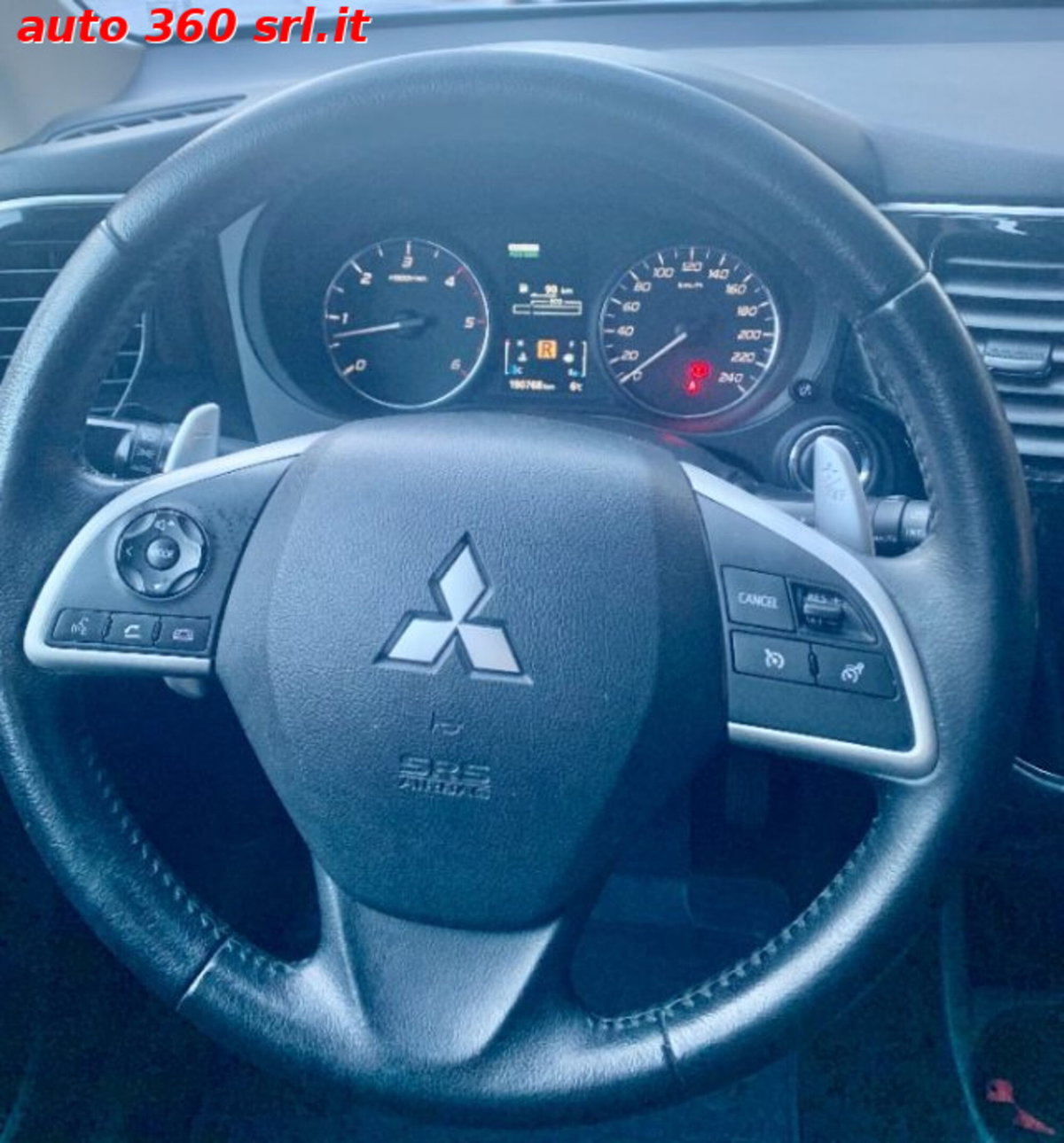 Mitsubishi Outlander 2.2 DI-D 4WD Instyle 7p. (9)