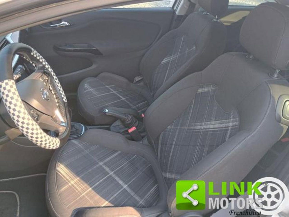 Opel Corsa Coupé 1.4 90CV GPL Tech b-Color (15)