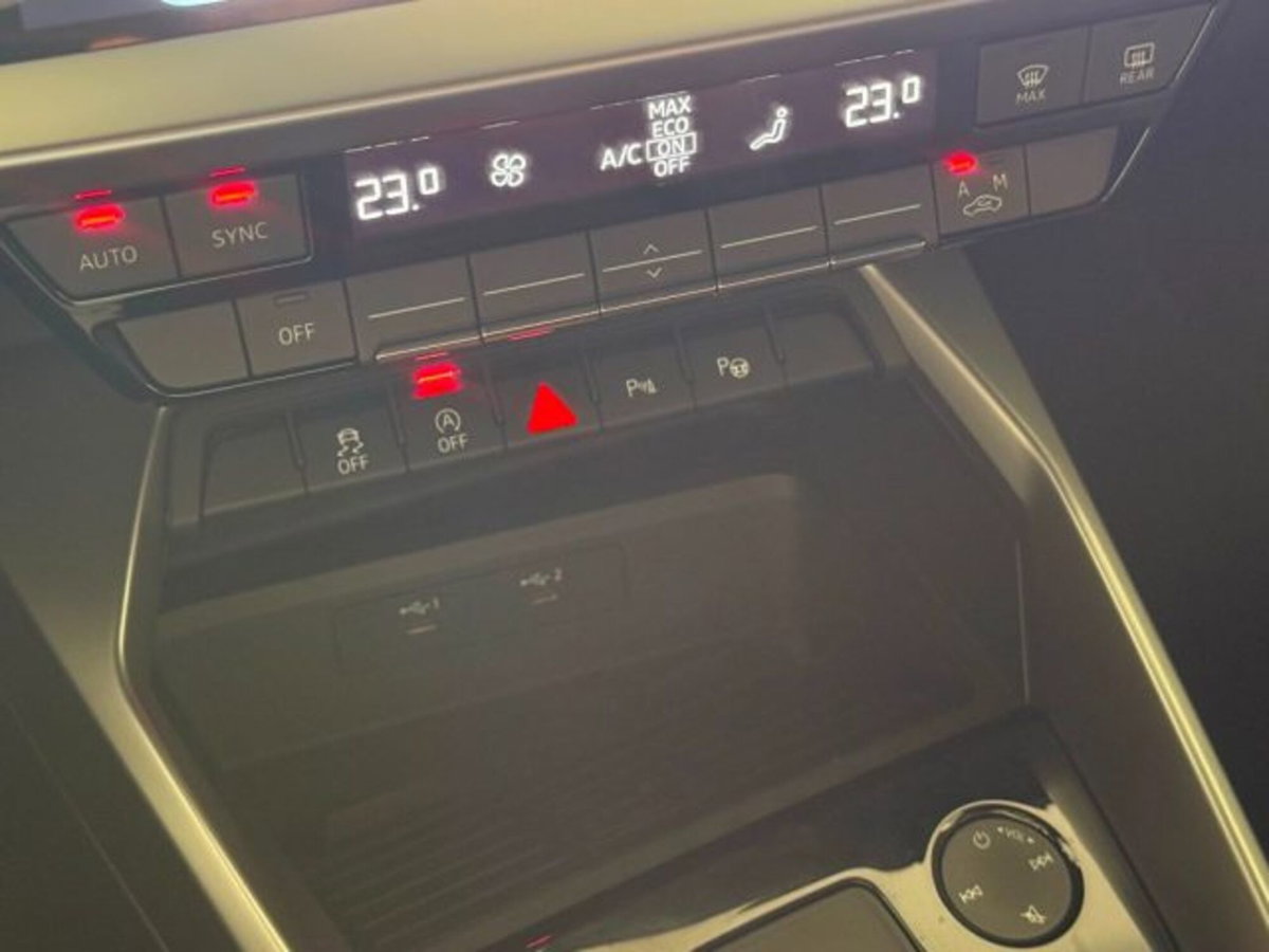 Audi A3 Sportback 30 TDI S line edition (17)