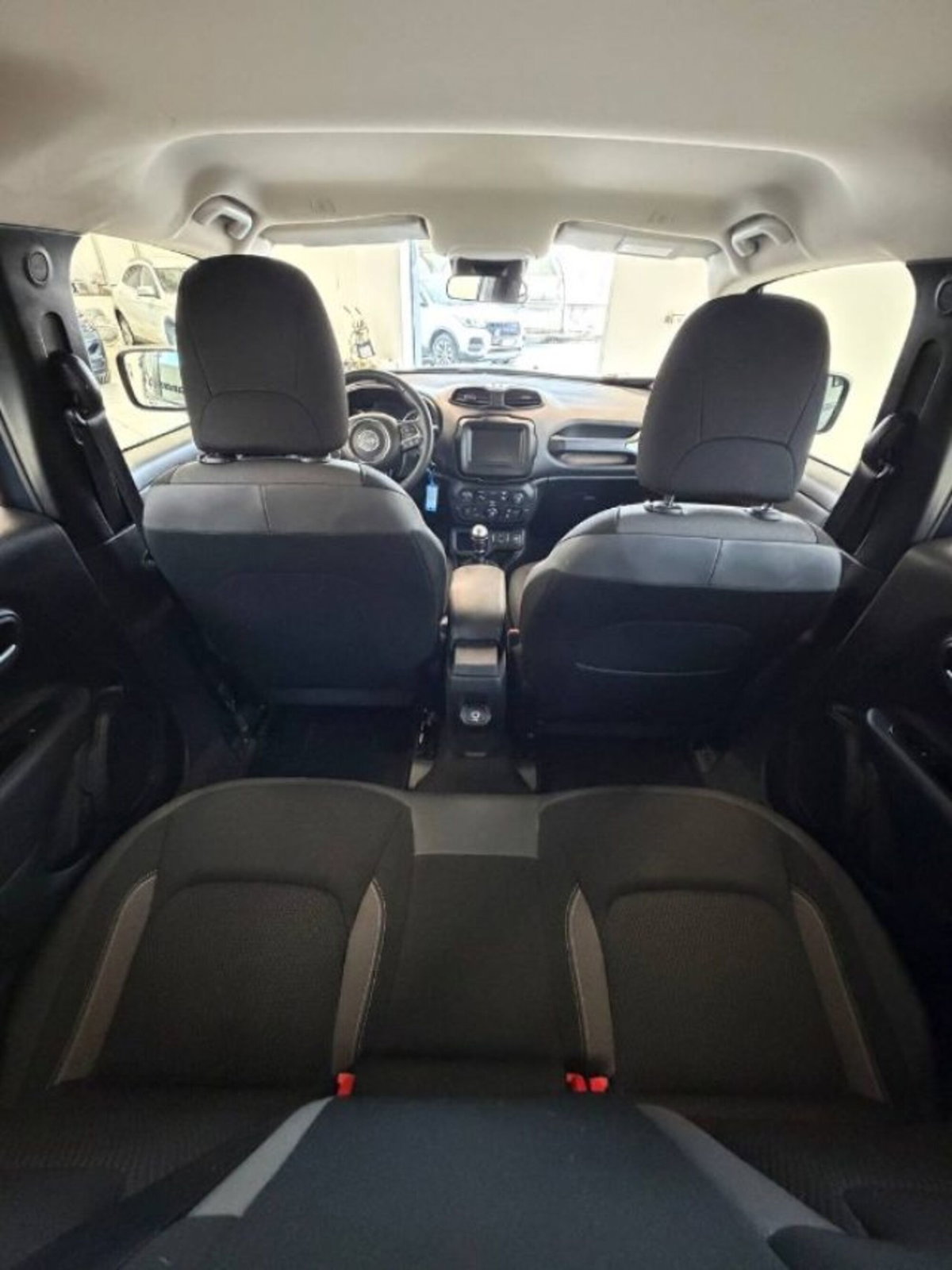 Jeep Renegade 1.6 Mjt 130 CV Limited (10)