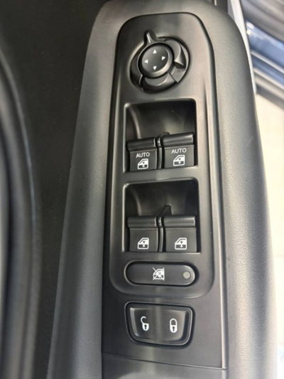 Jeep Renegade 1.6 Mjt 130 CV Limited (12)