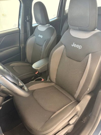 Jeep Renegade 1.6 Mjt 130 CV Limited (13)