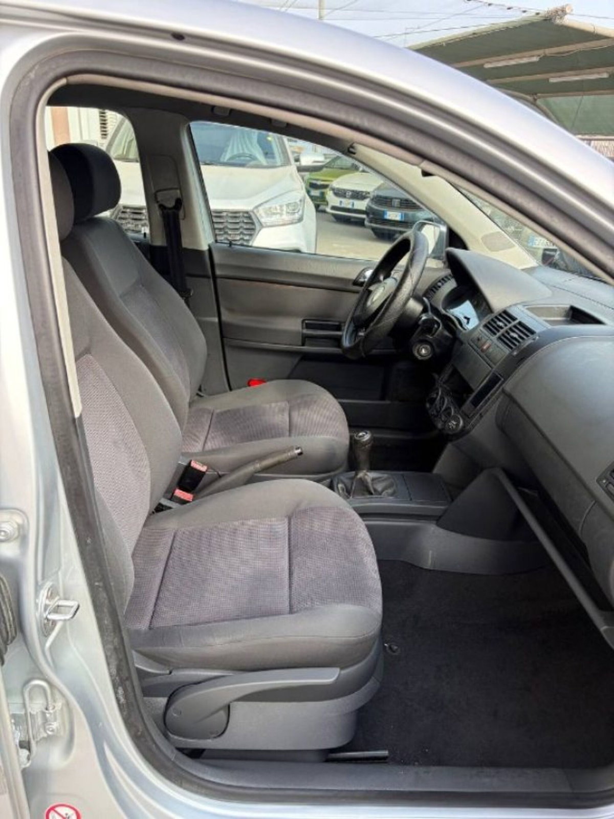 Volkswagen Polo 1.2 12V 5p. X Air (16)