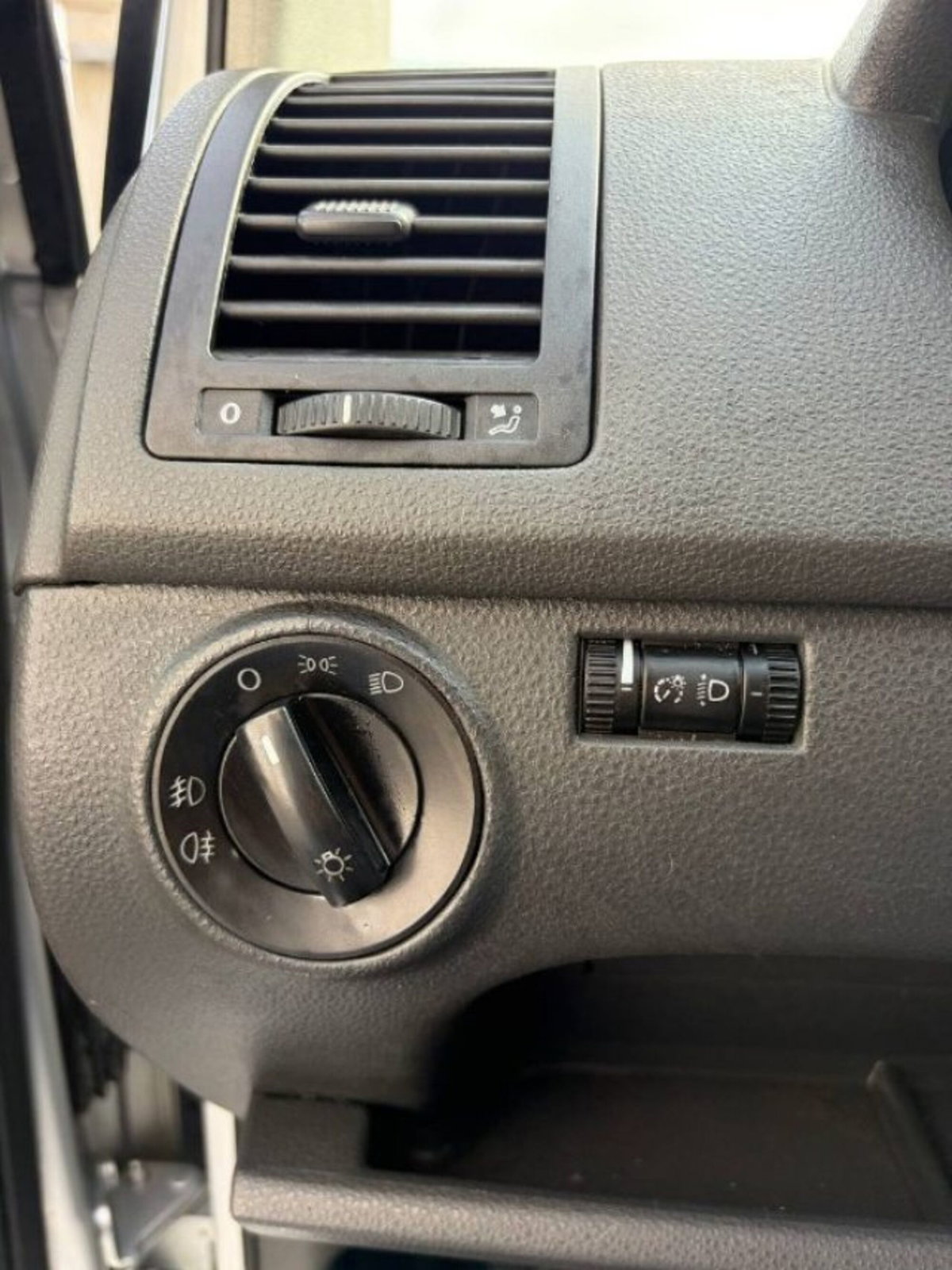 Volkswagen Polo 1.2 12V 5p. X Air (19)