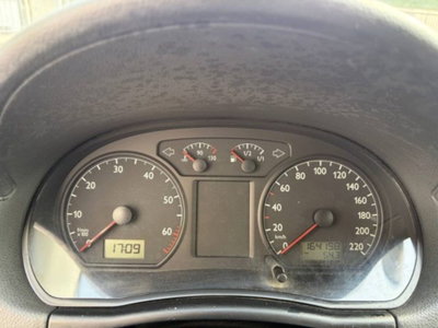 Volkswagen Polo 1.2 12V 5p. X Air (20)