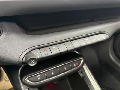Jeep Avenger 1.2 turbo Summit fwd 100cv (18)