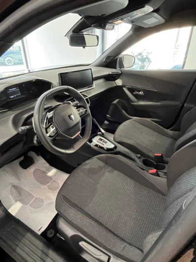 Peugeot 2008 1.2 hybrid Active 136cv e-dcs6 (10)
