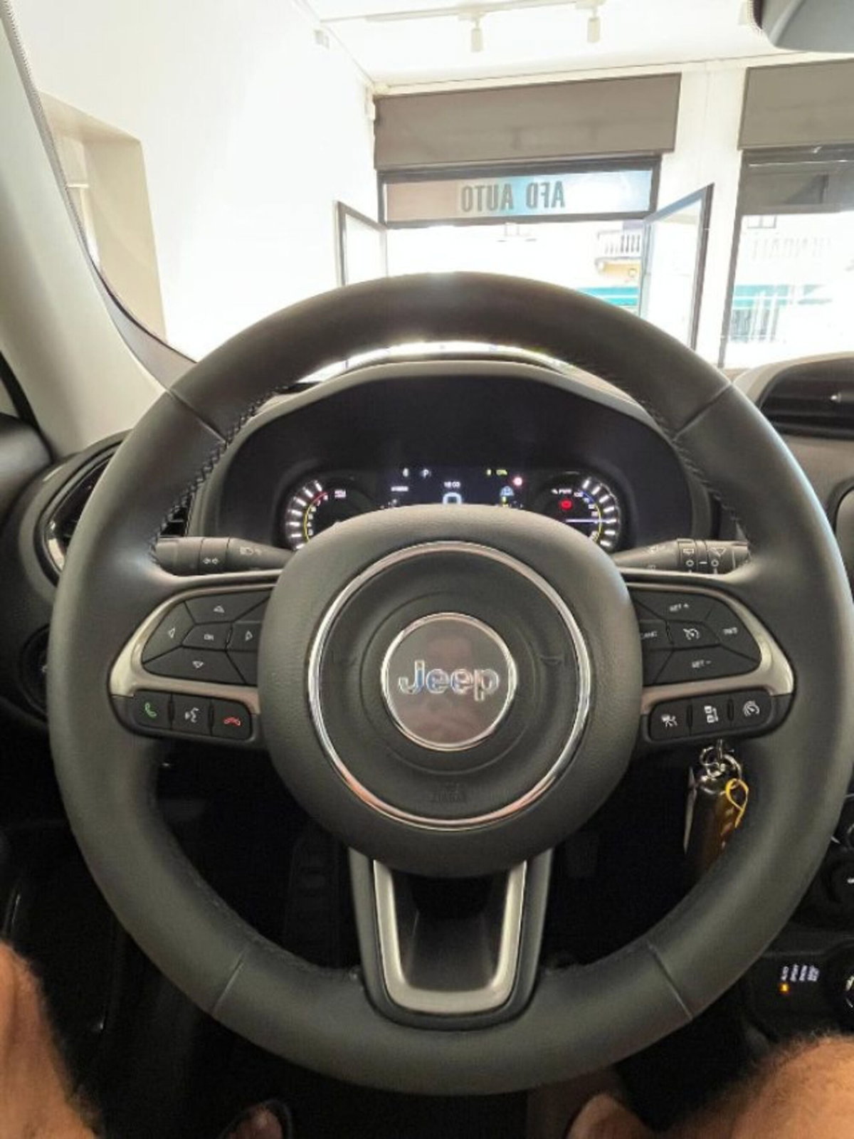 Jeep Renegade 1.3 T4 190CV PHEV 4xe AT6 Limited (13)