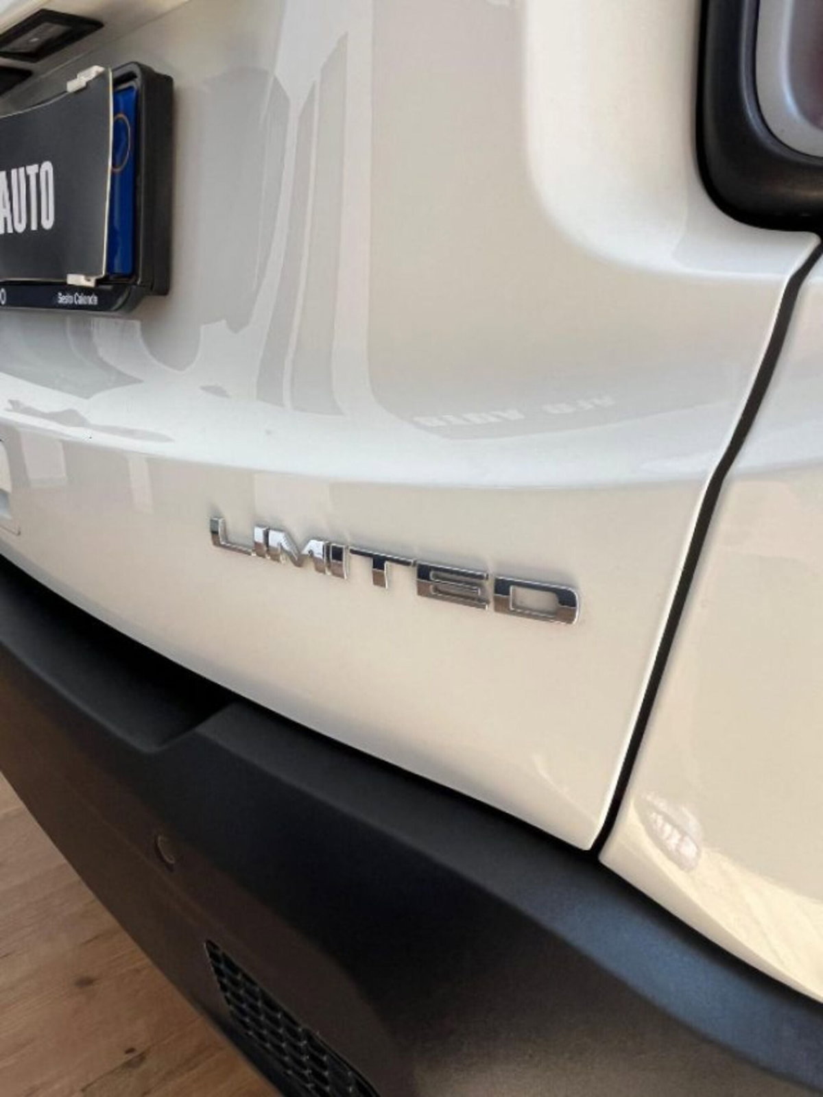 Jeep Renegade 1.3 T4 190CV PHEV 4xe AT6 Limited (8)