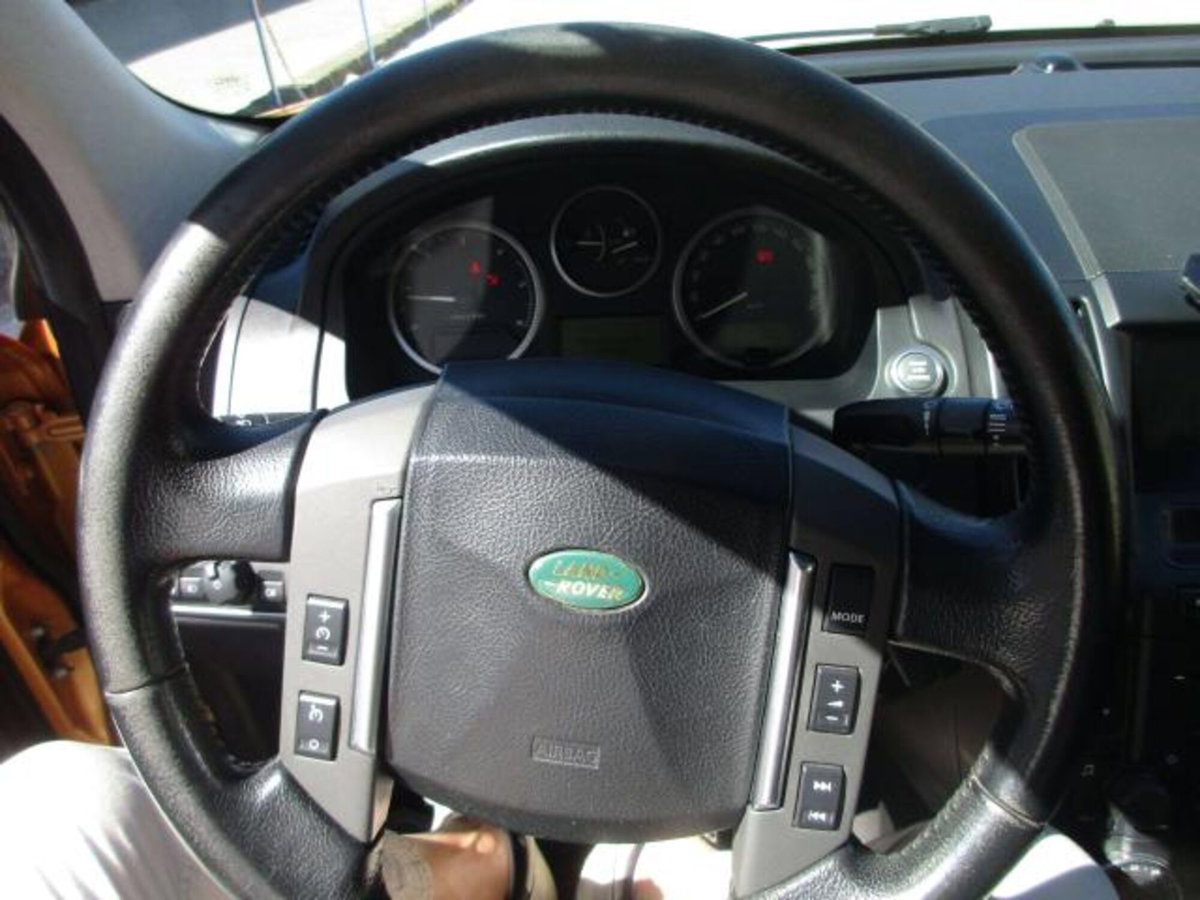 Land Rover Freelander 2.2 TD4 S.W. HSE (12)