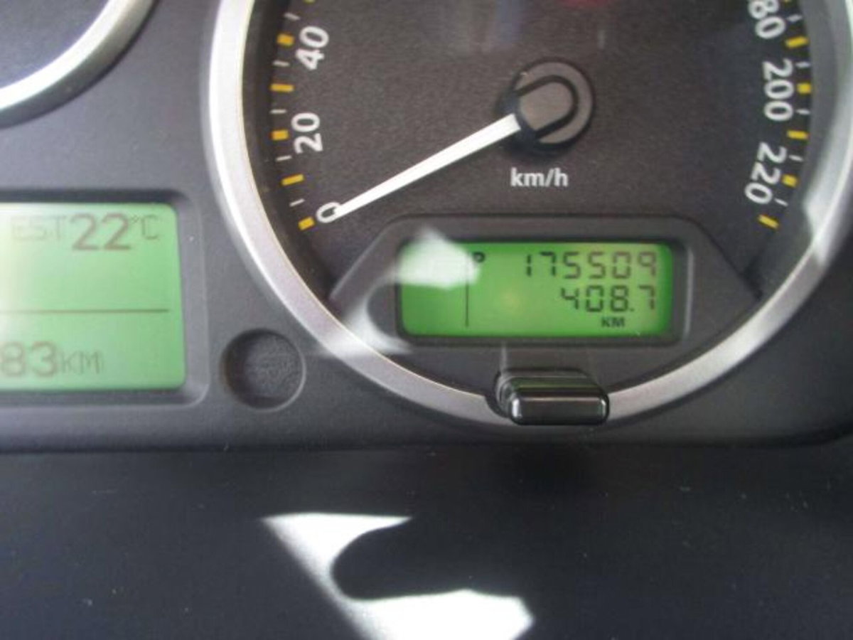Land Rover Freelander 2.2 TD4 S.W. HSE (13)