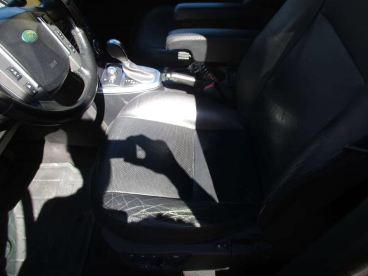 Land Rover Freelander 2.2 TD4 S.W. HSE (9)