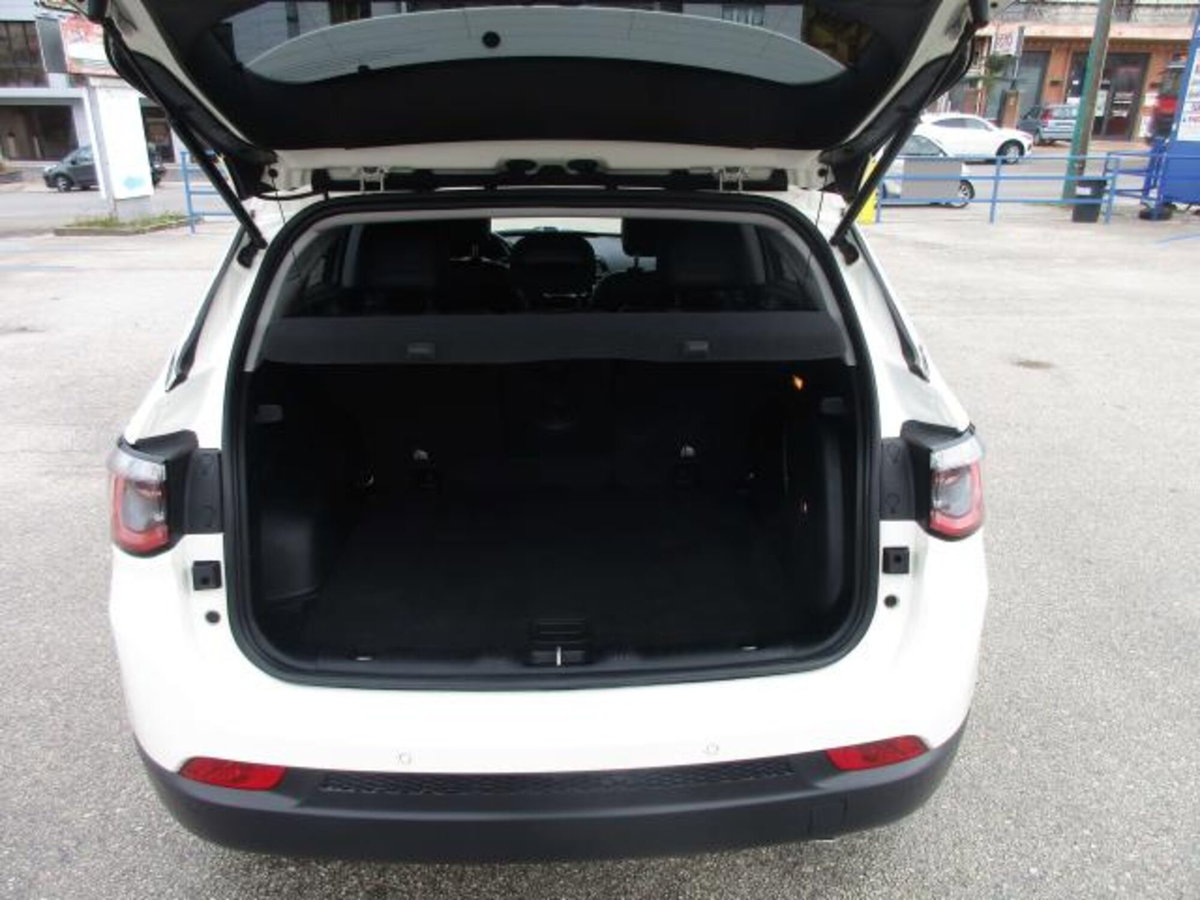 Jeep Compass 1.6 Multijet II 2WD Limited (7)