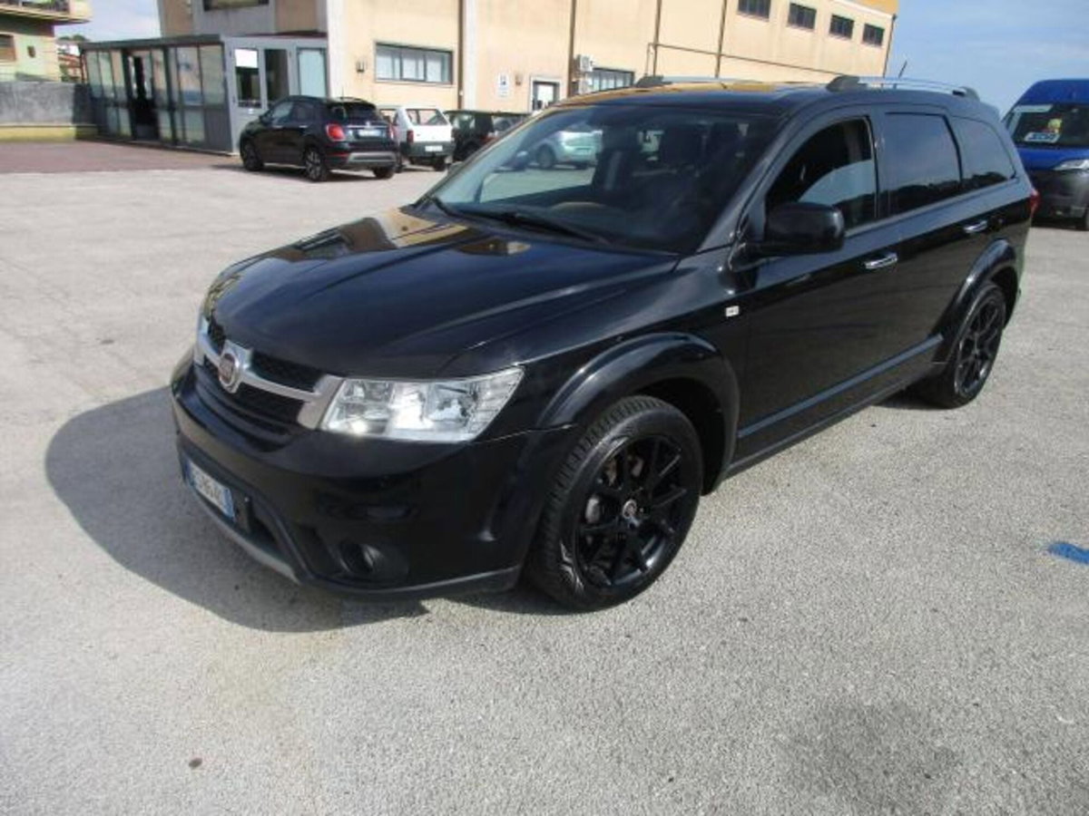 Fiat Freemont 2.0 Mjt 170 CV 4x4 Automatica Lounge (2)