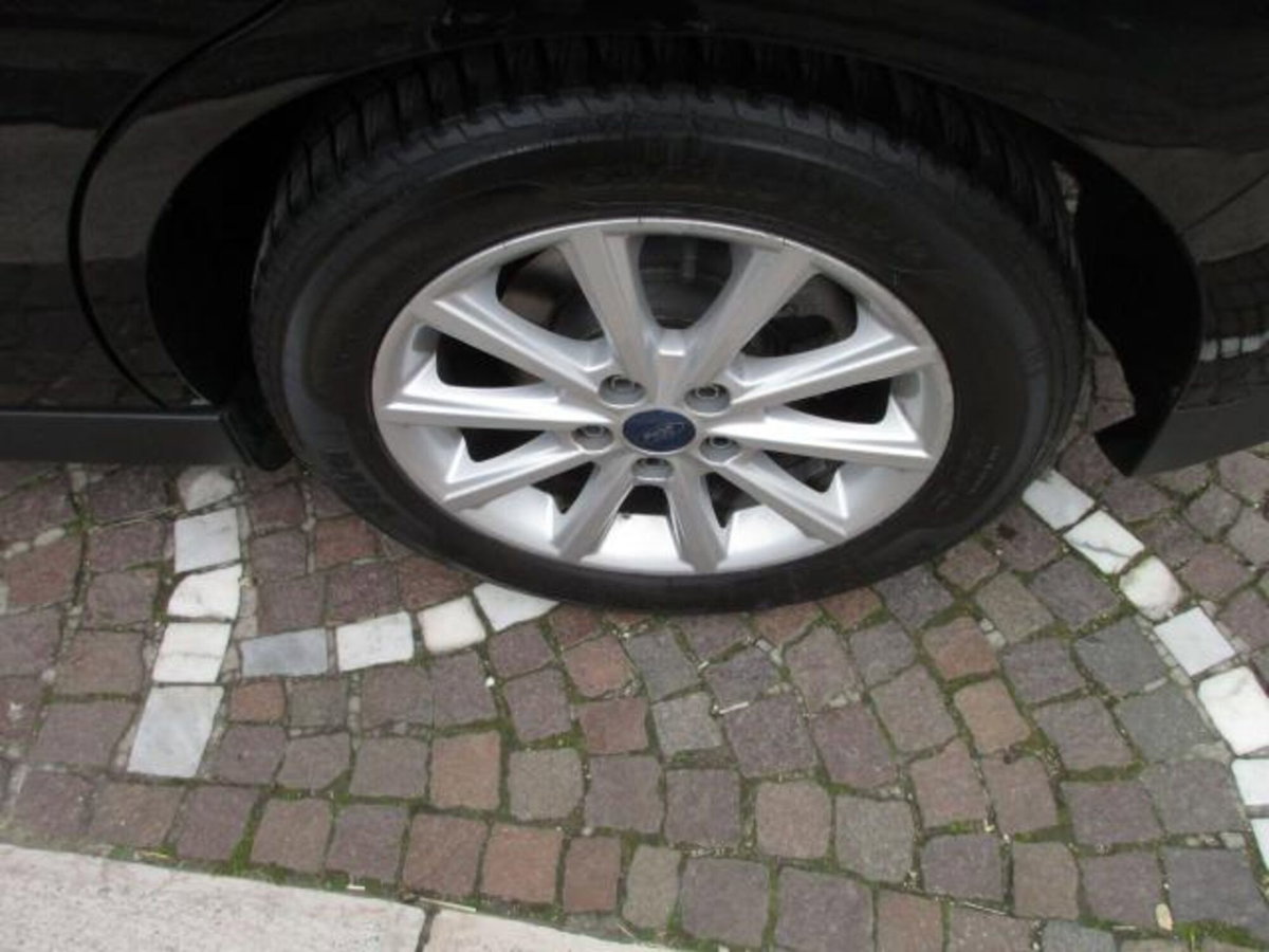 Ford C-Max 1.0 EcoBoost 125CV Start&Stop Titanium X (13)