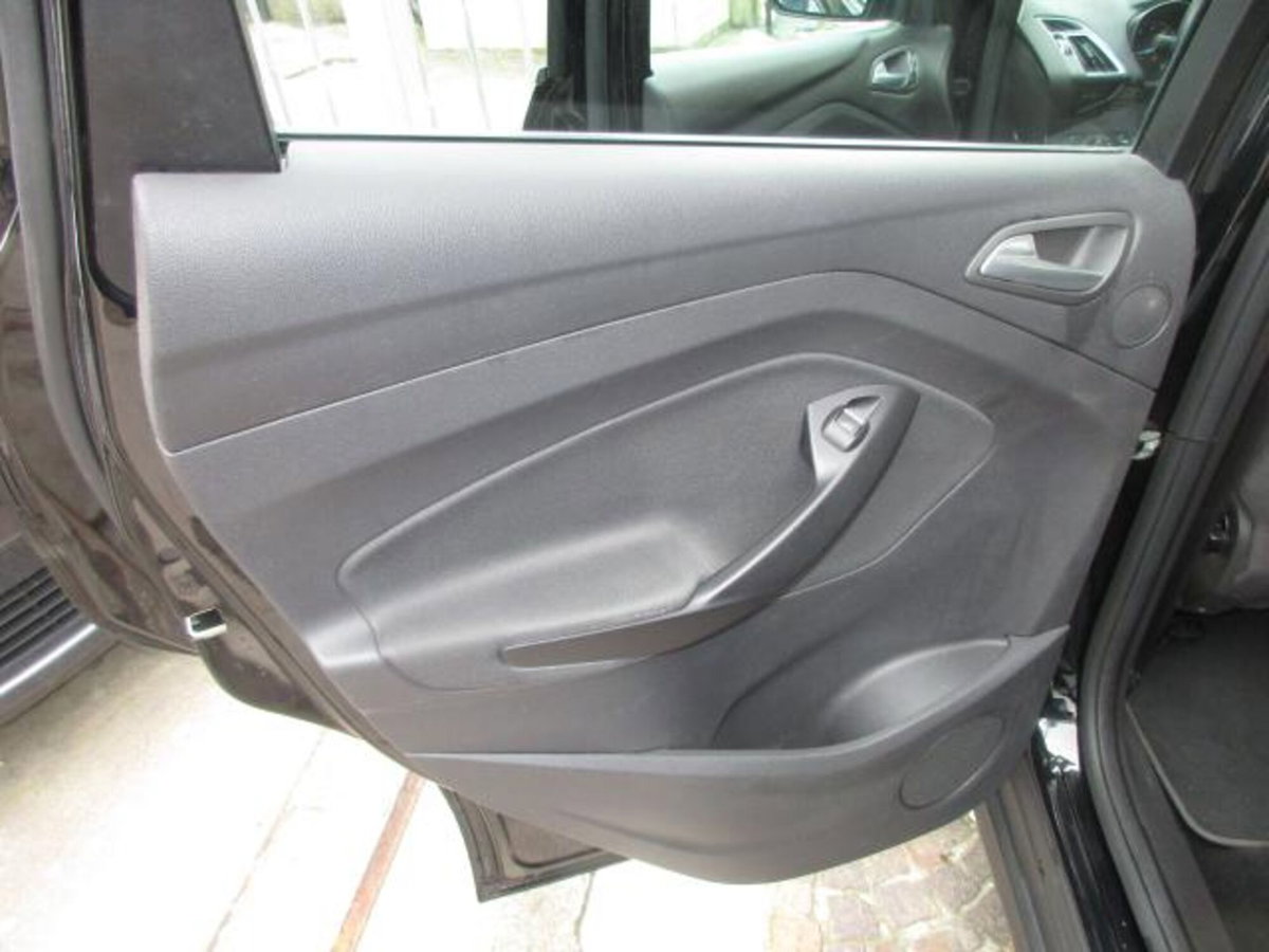 Ford C-Max 1.0 EcoBoost 125CV Start&Stop Titanium X (8)