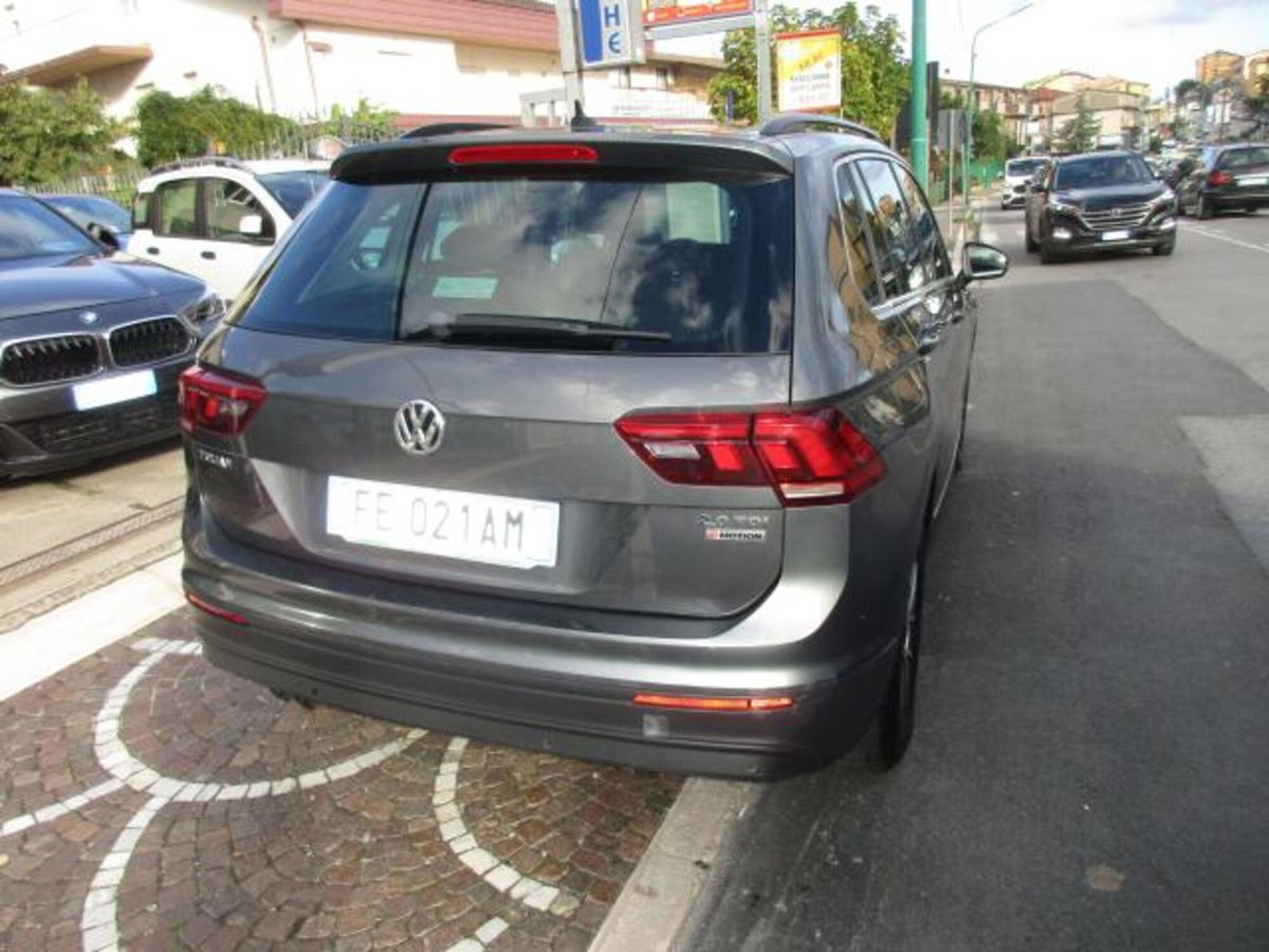 Volkswagen Tiguan 2.0 TDI 150CV 4MOTION DSG Sport & Style BMT (4)
