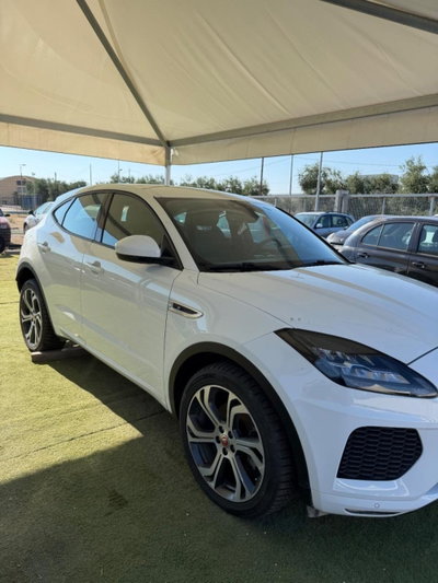 Jaguar E-Pace 2.0D 180 CV AWD R-Dynamic SE (15)