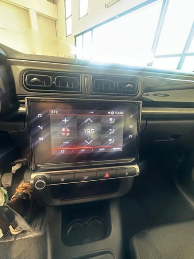 Citroen C3 BlueHDi 100 S&S Feel Pack (19)