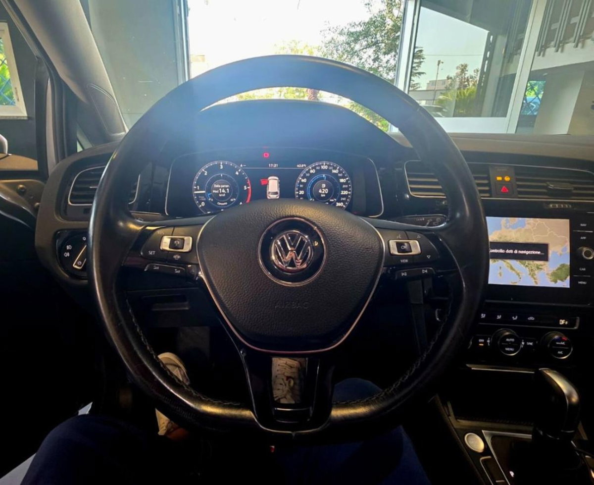 Volkswagen Golf 1.6 TDI 115 CV DSG 5p. Executive BlueMotion Technology (12)
