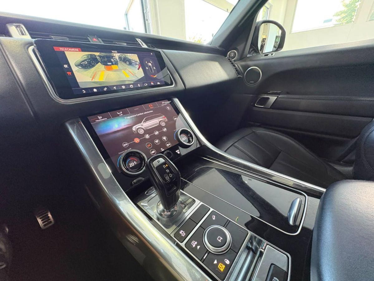 Land Rover Range Rover Sport 3.0 SDV6 HSE Dynamic (14)