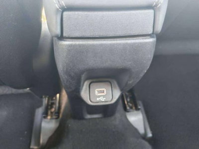 Jeep Renegade 1.3 T4 190CV PHEV 4xe AT6 Limited (15)