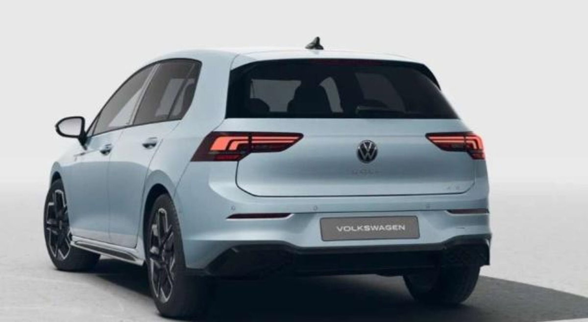 Volkswagen Golf Variant 1.5 etsi R-Line 150cv dsg (5)