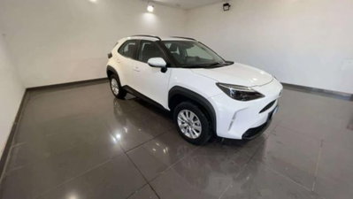 Toyota Yaris Cross 1.5h GR Sport Black Sky fwd 116cv e-cvt (3)