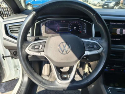 Volkswagen Taigo 1.0 TSI 110 CV DSG R-Line (10)