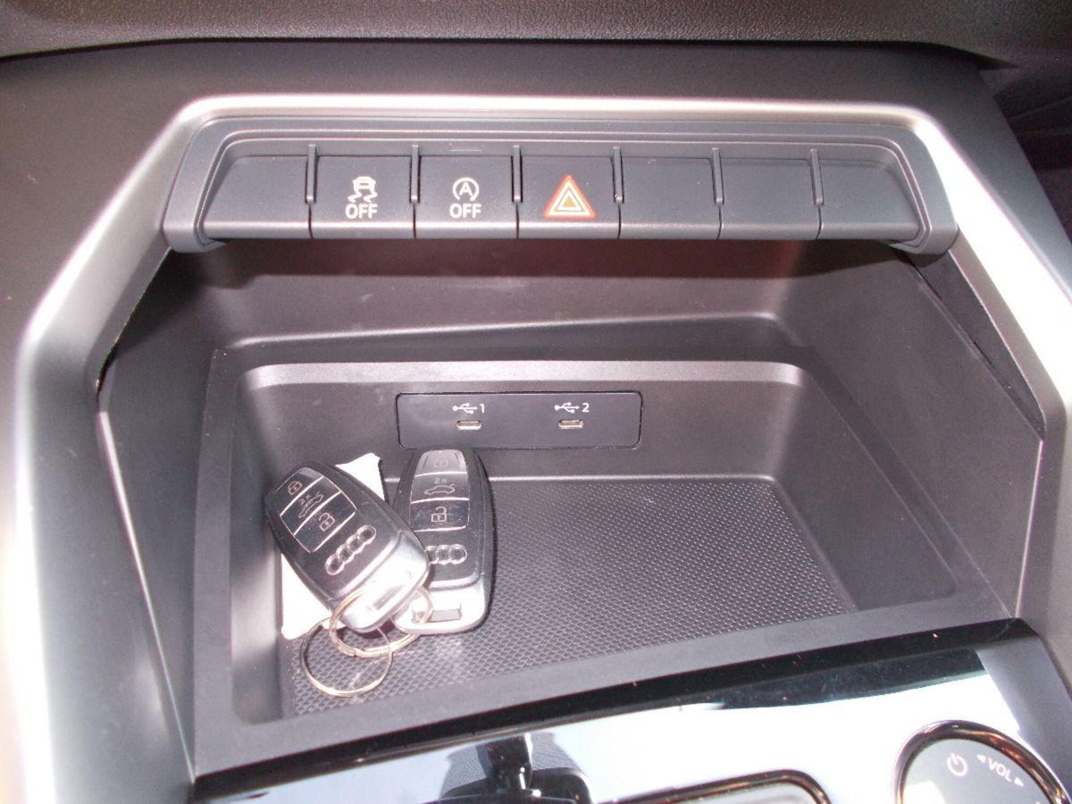 Audi A3 Sportback 35 TDI S tronic Business (12)