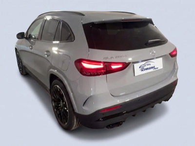 Mercedes-Benz GLA SUV 200 d Automatic Premium (4)