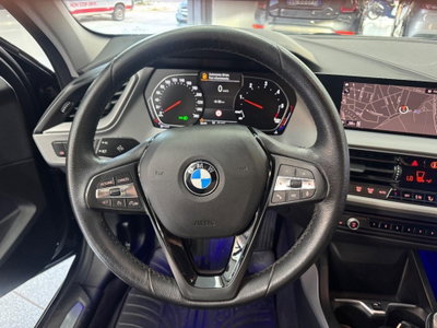 BMW Serie 1 116d 5p. Sport (11)