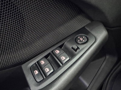 BMW Serie 1 116d 5p. Sport (16)