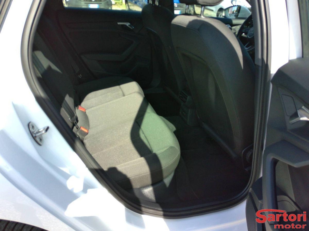 Audi A3 Sportback 40 TFSI e S tronic Business Advanced (13)