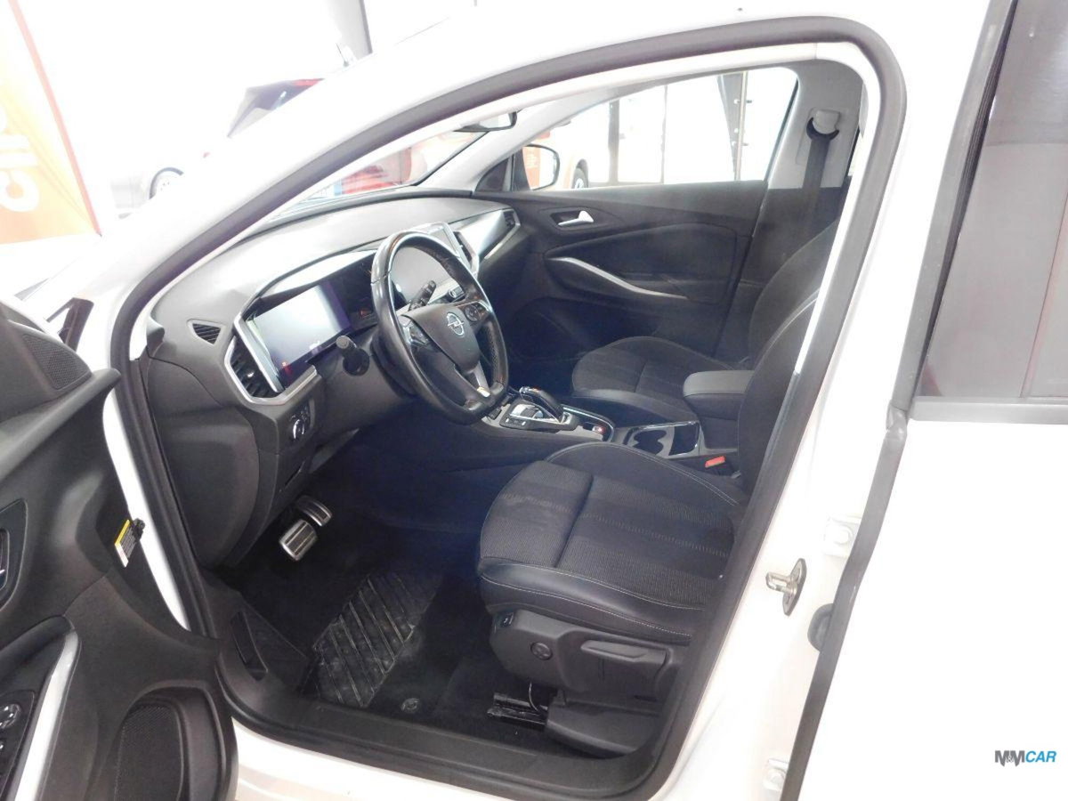 Opel Grandland 1.5 diesel Ecotec aut. Ultimate (6)