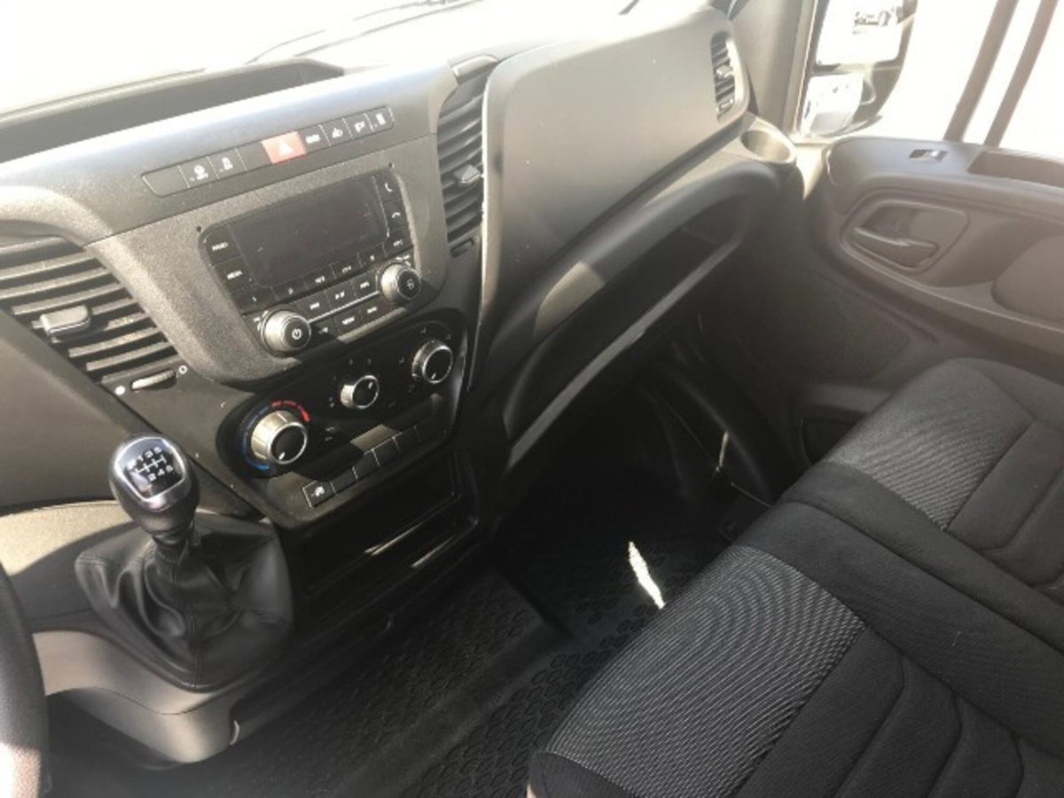 Iveco Daily Telaio 35C14H BTor 2.3 HPT PLM-RG Cabinato (13)