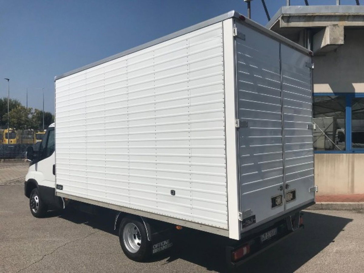 Iveco Daily Telaio 35C14H BTor 2.3 HPT PLM-RG Cabinato (4)