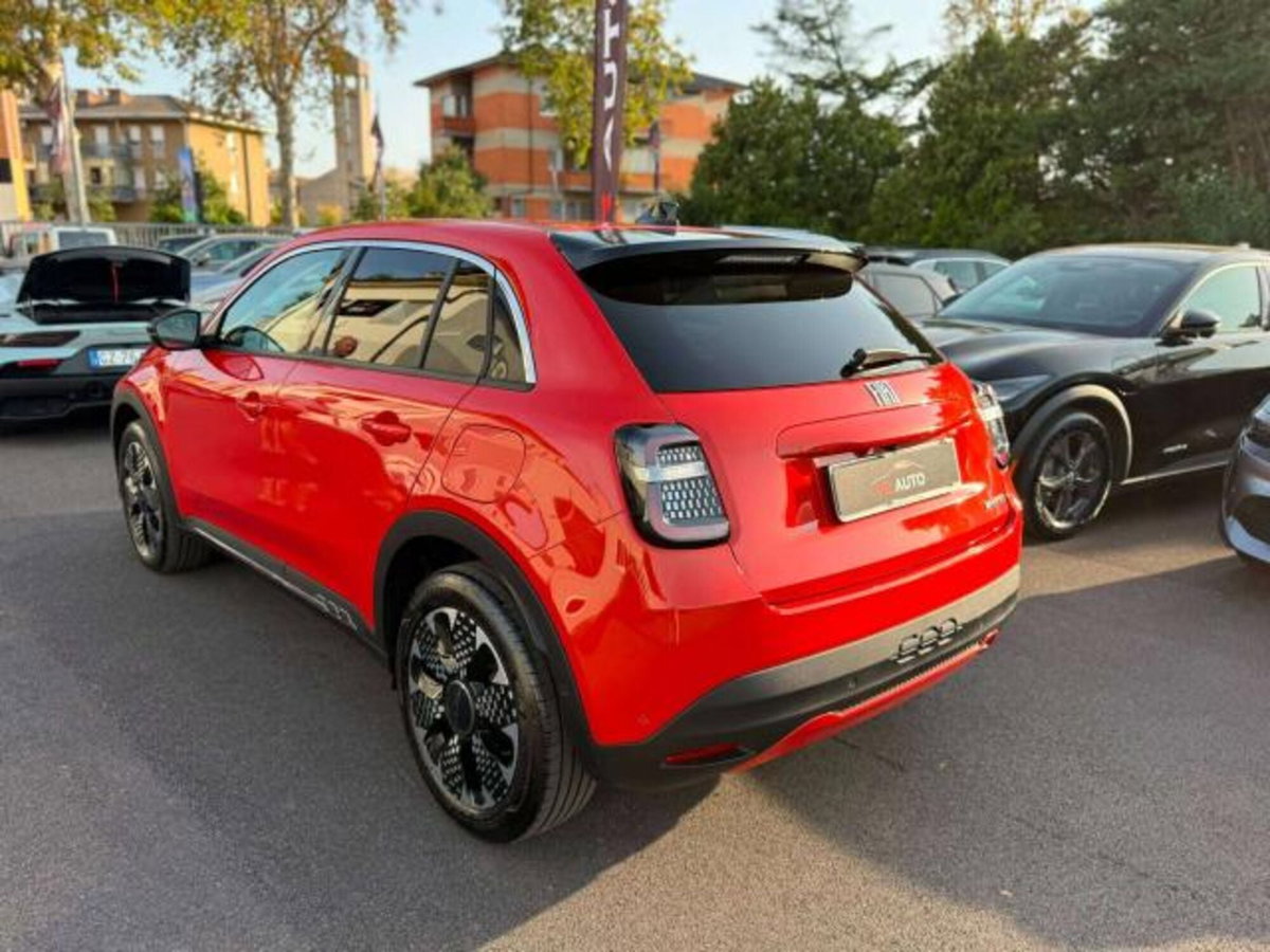 Fiat 600 1.2 hybrid La Prima 110cv auto (3)