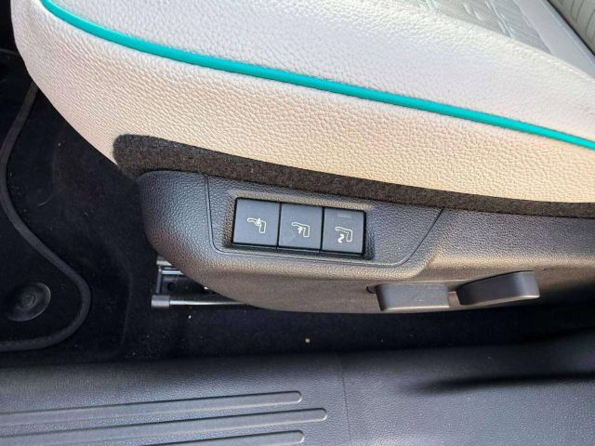 Fiat 600 1.2 hybrid La Prima 110cv auto (8)