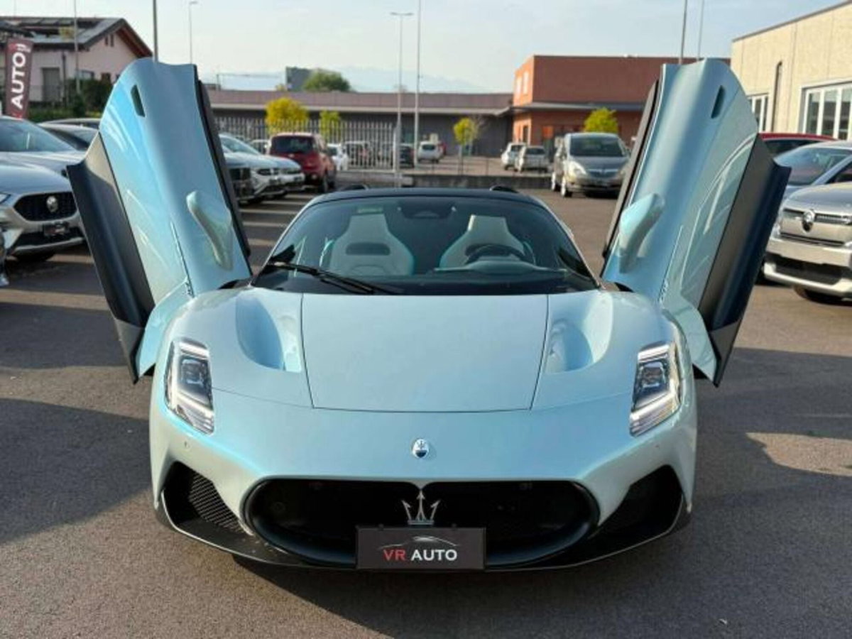 Maserati MC20 Spider 3.0 V6 630cv rwd auto (2)
